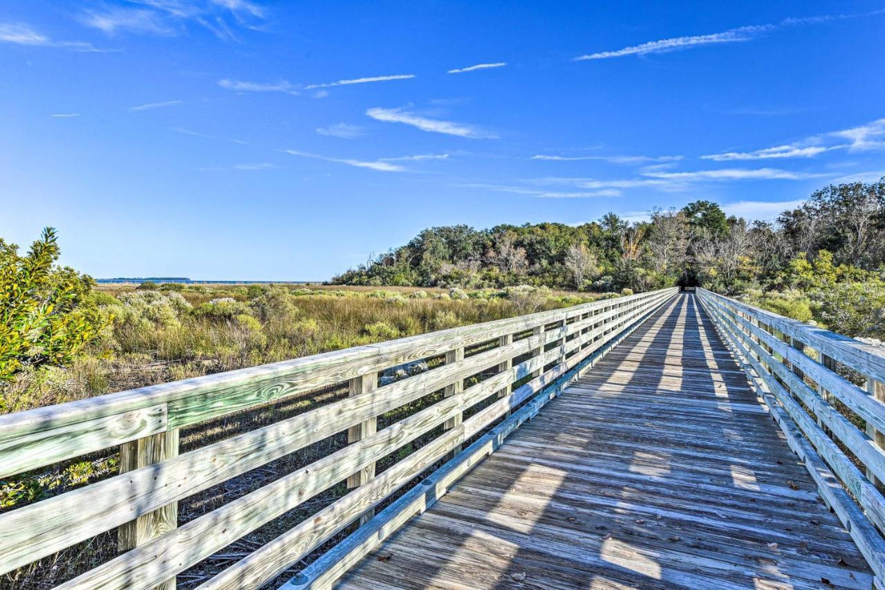 Вилла Breezy Hilton Head Getaway 3 Decks And Water Views! Хилтон-Хед-Айленд Экстерьер фото